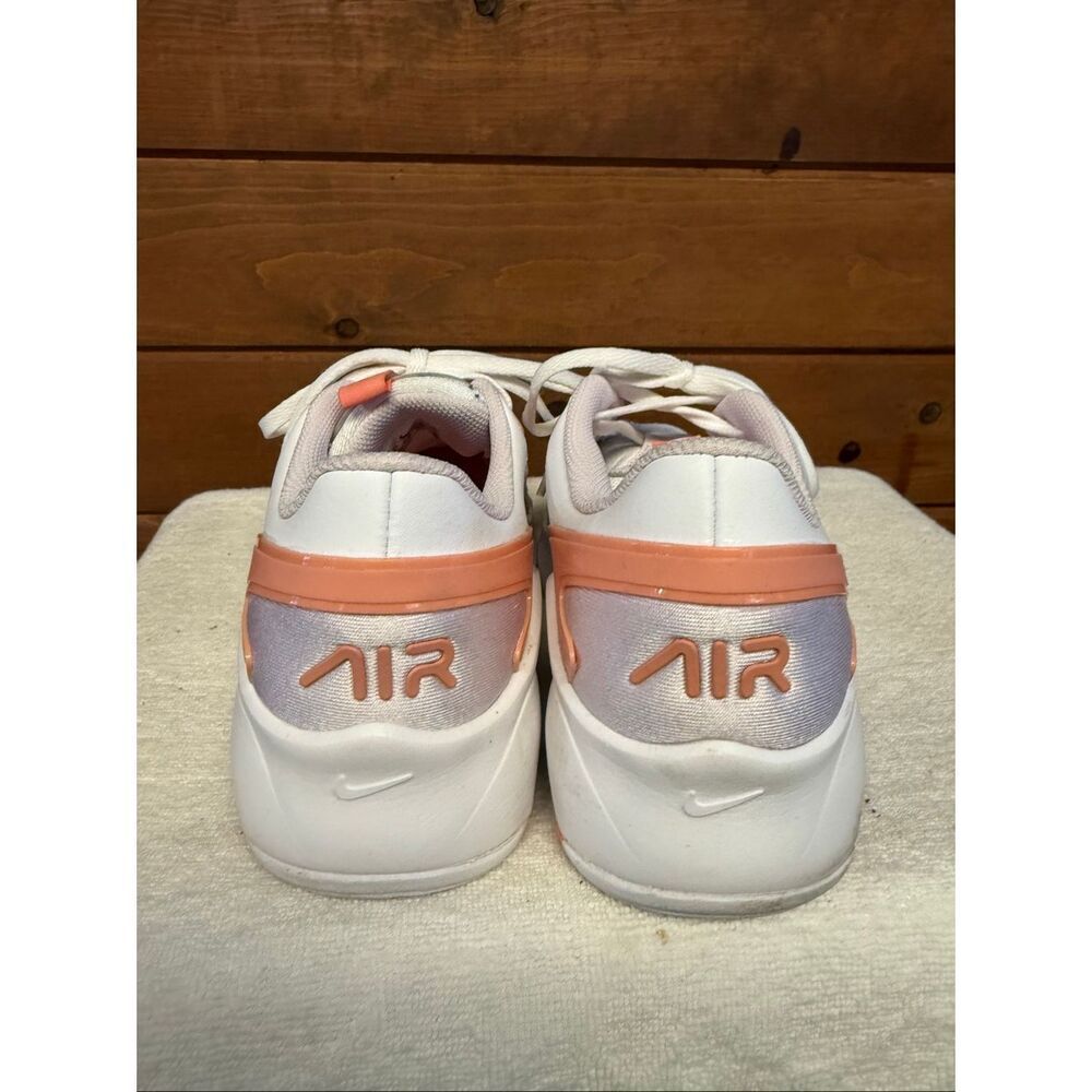 Nike Big Girls Air Max Bolt Youth Sneakers Size 6Y Violet Crimson Bliss CW1626-5 - Picture 3 of 8